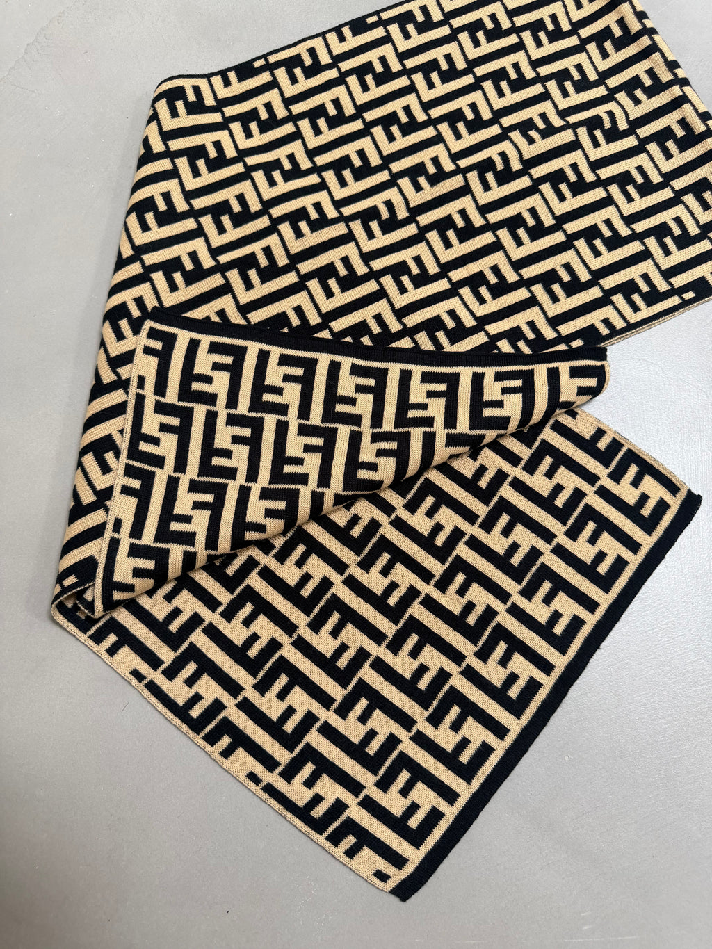 Fendi Zucca Monogram Knit Scarf