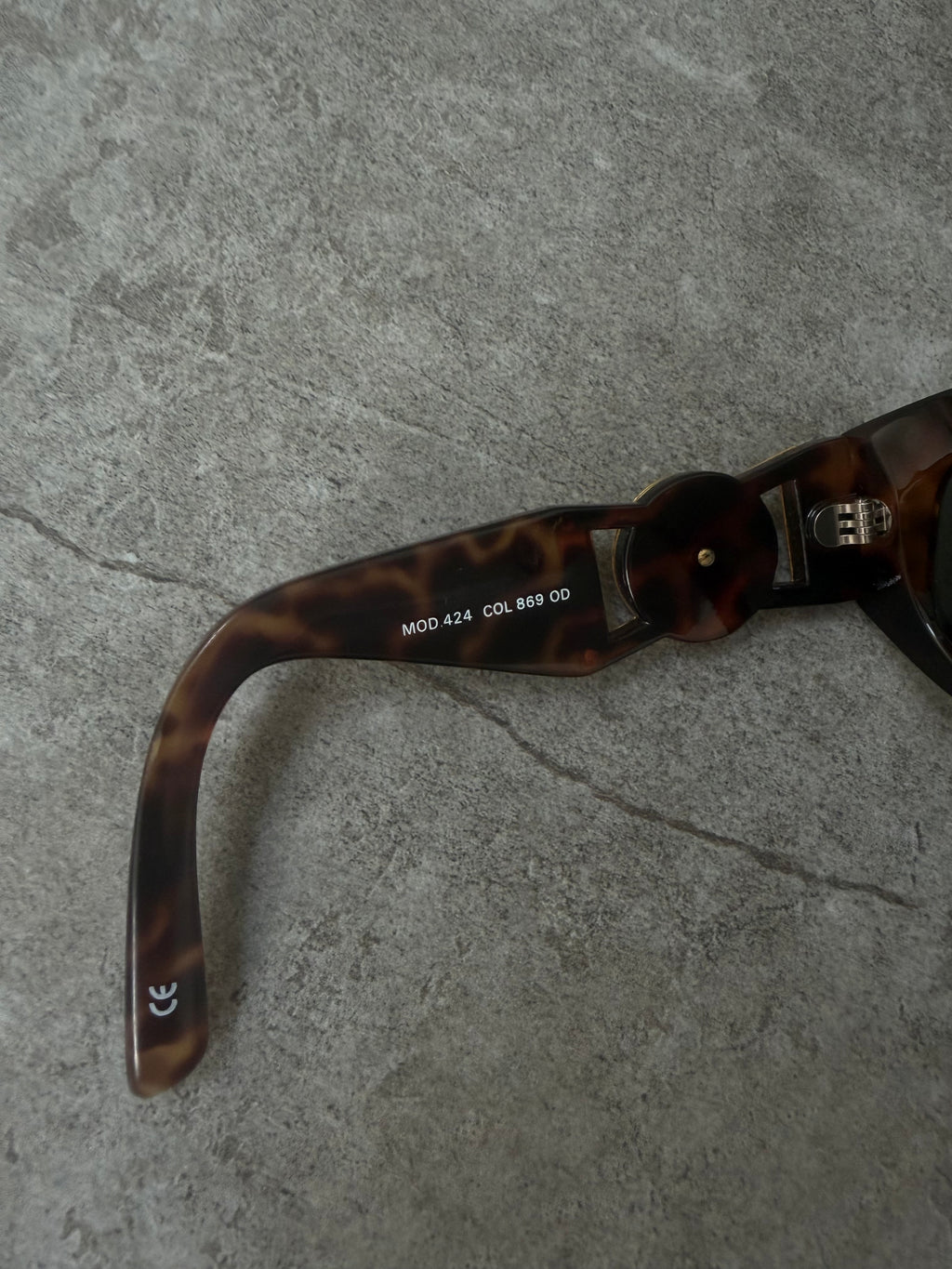 Gianni Versace Vintage 1992 Medusa Sunglasses MOD 424