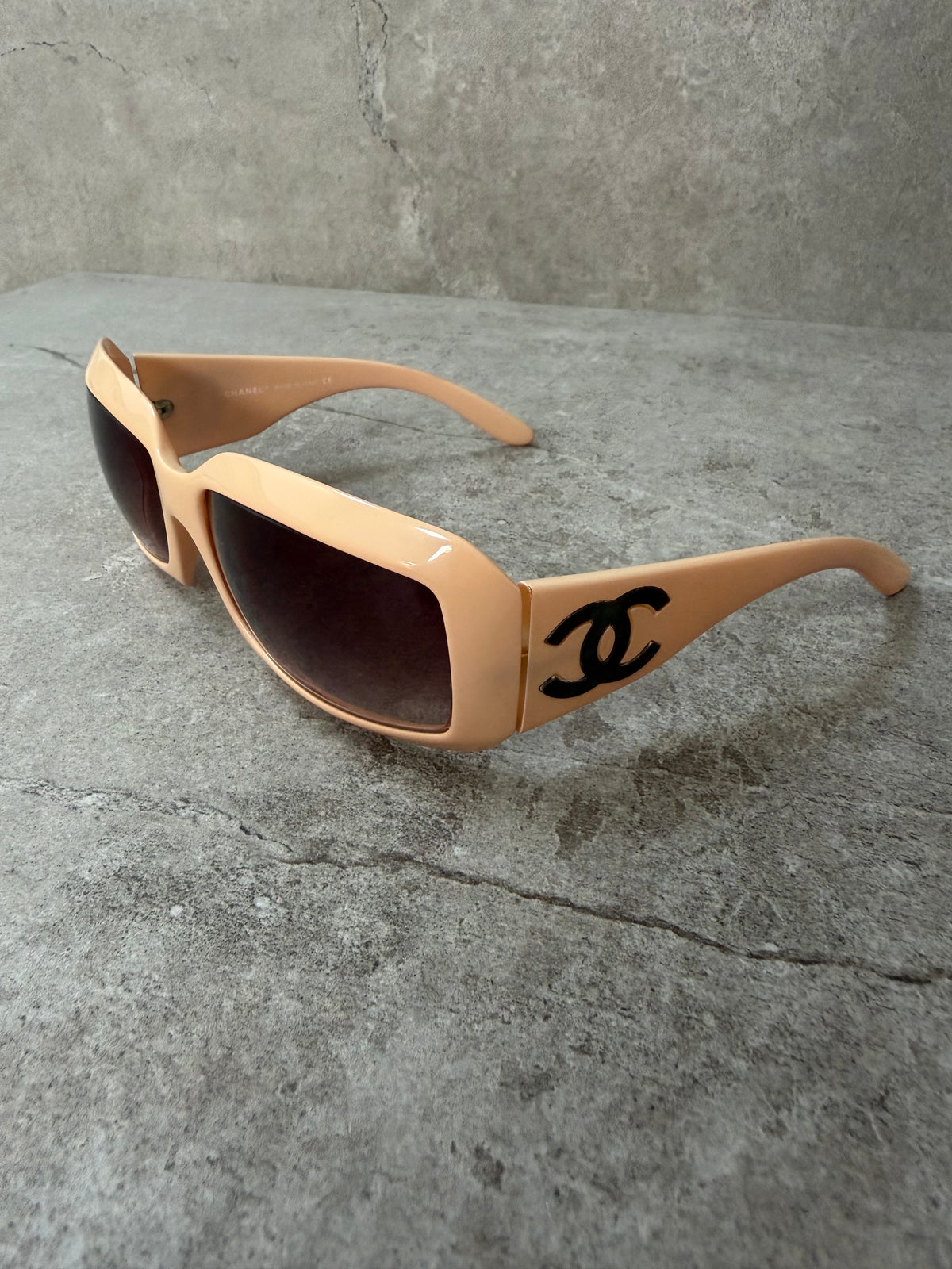 Chanel Mother of Pearl Logo Peach Sunglasses 5076-H