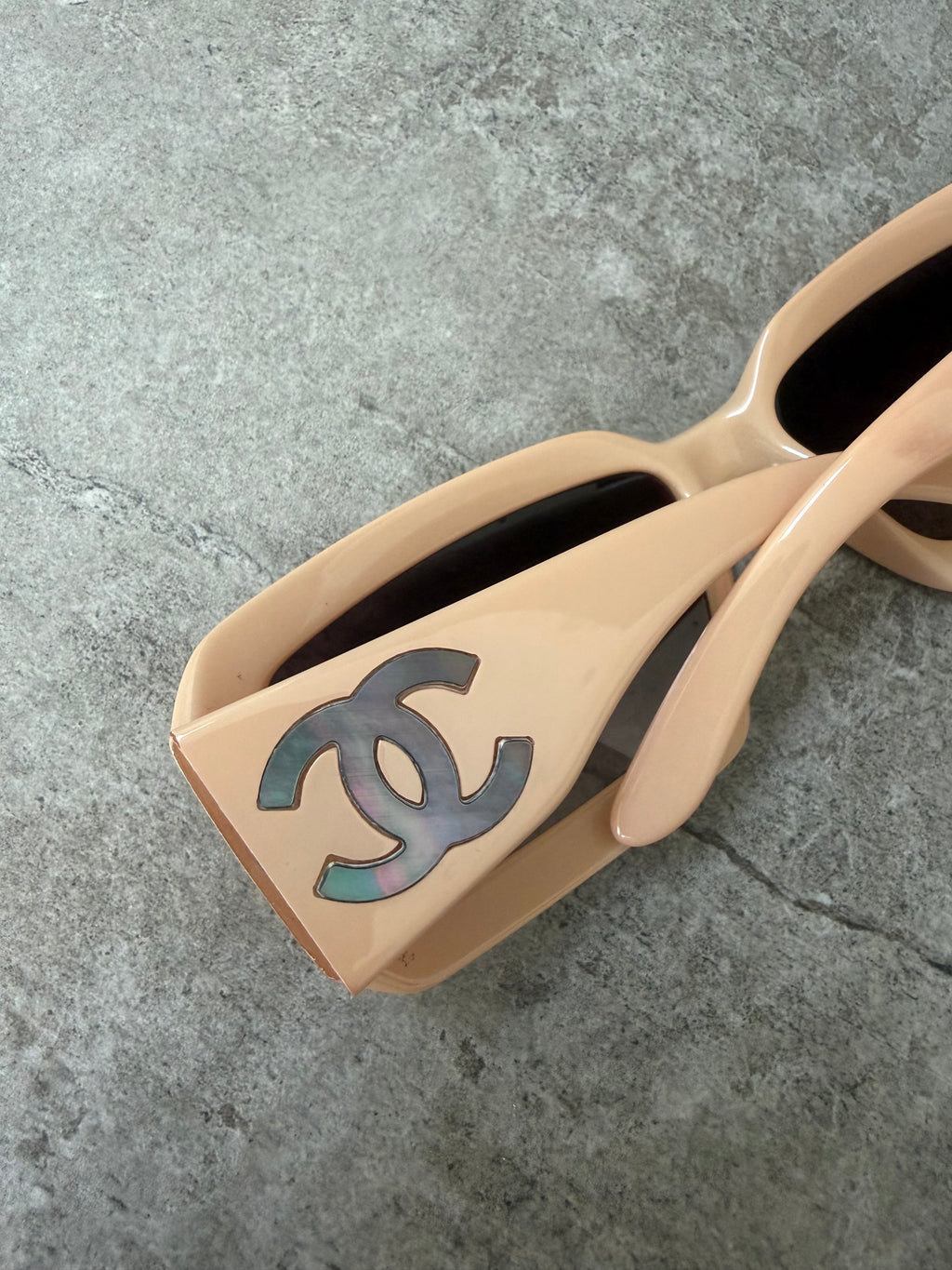 Chanel Mother of Pearl Logo Peach Sunglasses 5076-H
