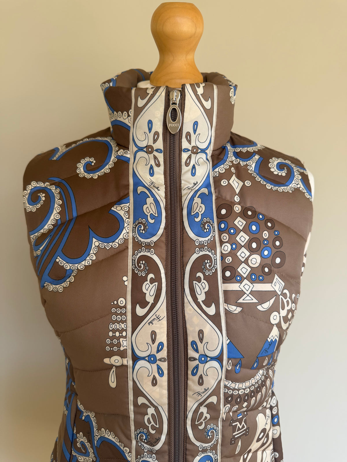 Emilio Pucci 2005 Quilted Down Ski Vest Gilet - S