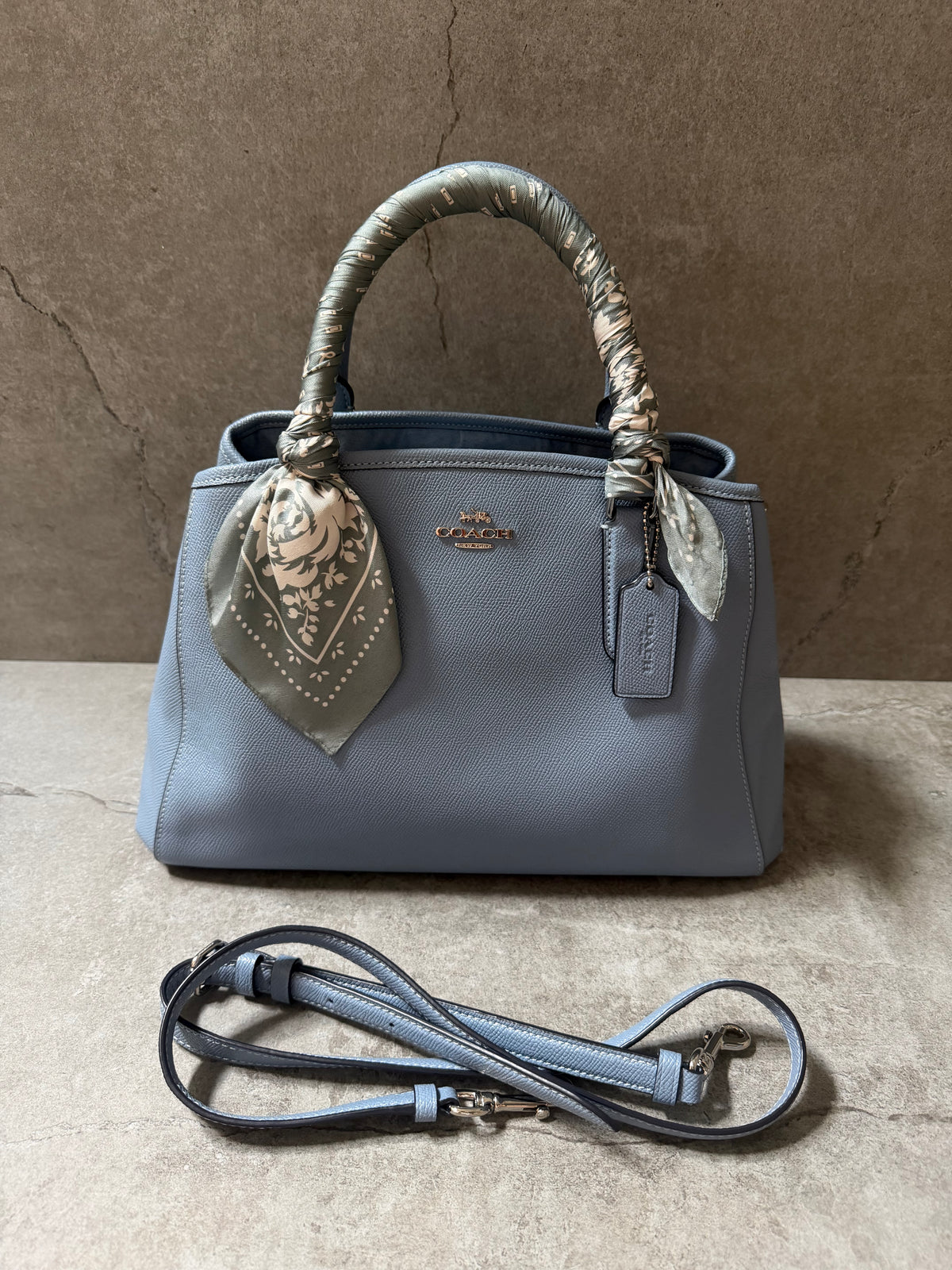 Coach Lillie Carryall Powder Blue
