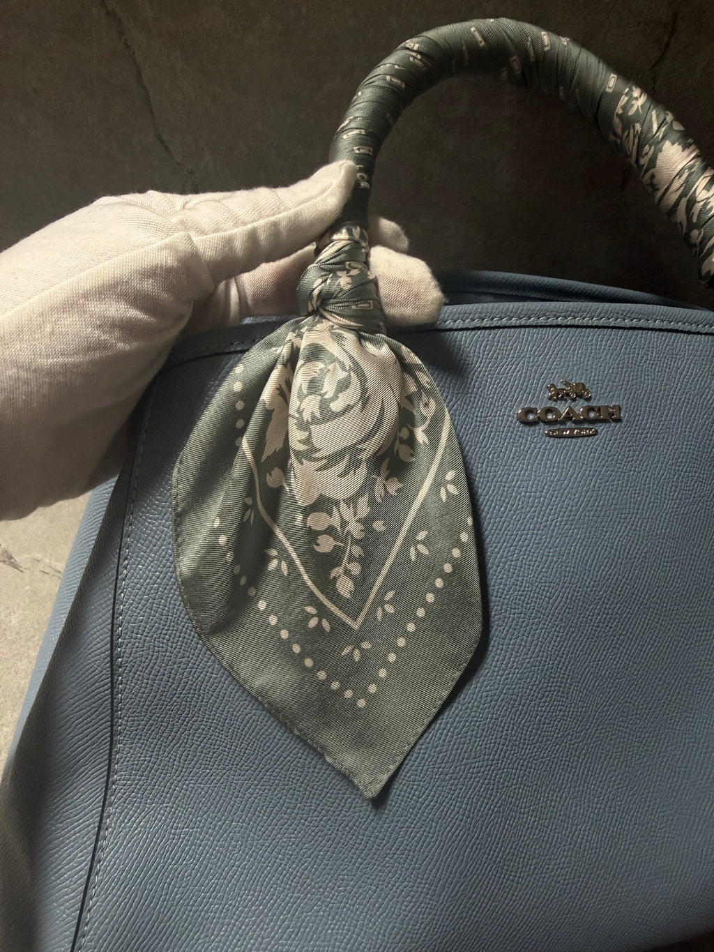 Coach Lillie Carryall Powder Blue