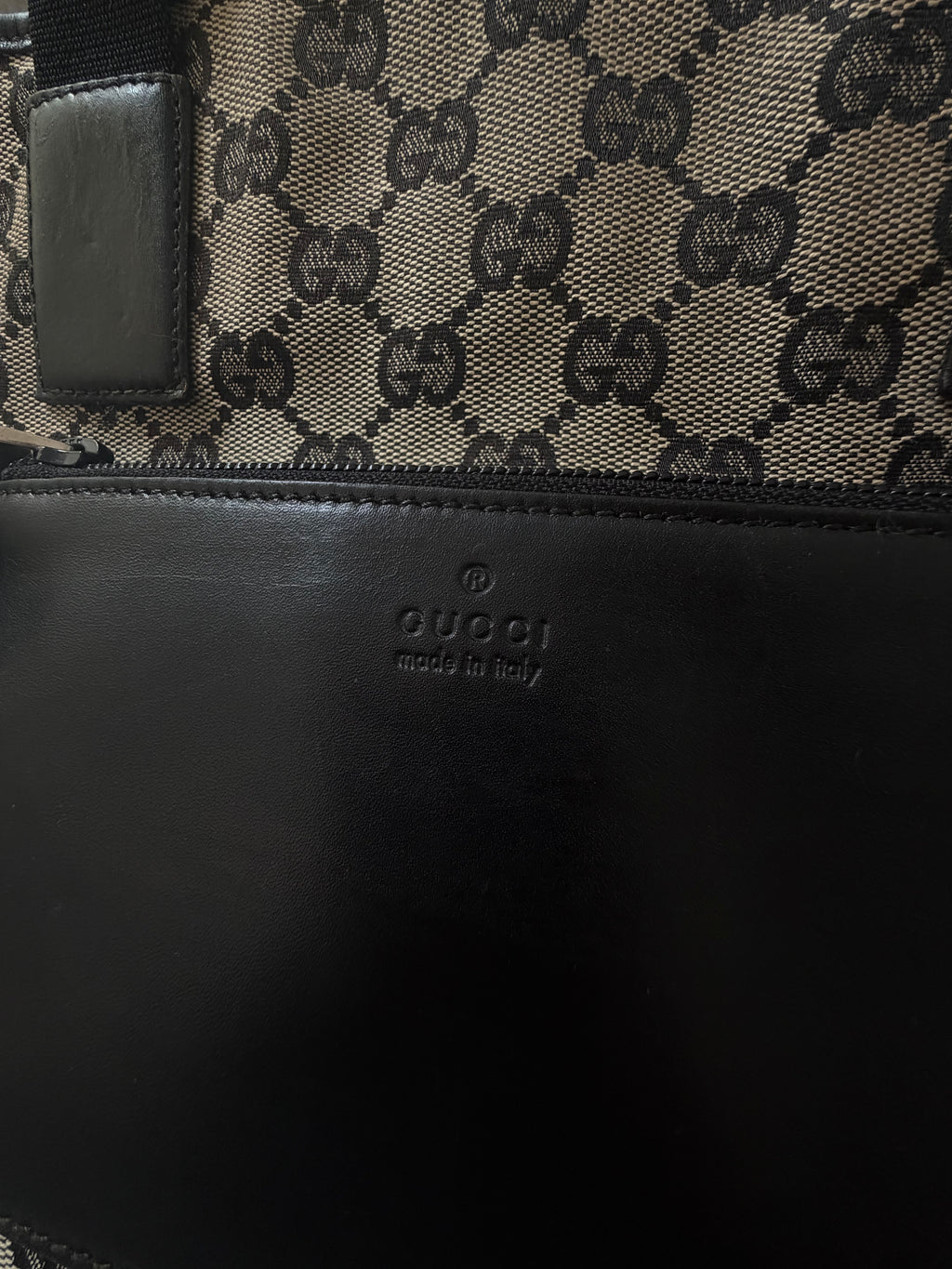 Gucci GG Monogram 1998 Canvas Leather Pocket Shoulder Bag