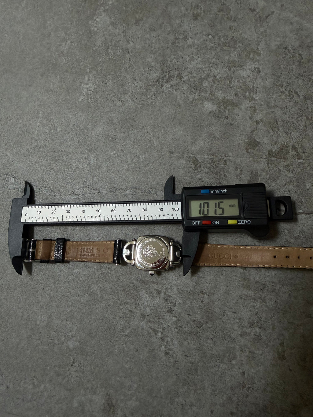 Gucci Vintage 6300L Horsebit Bezel Ladies Watch
