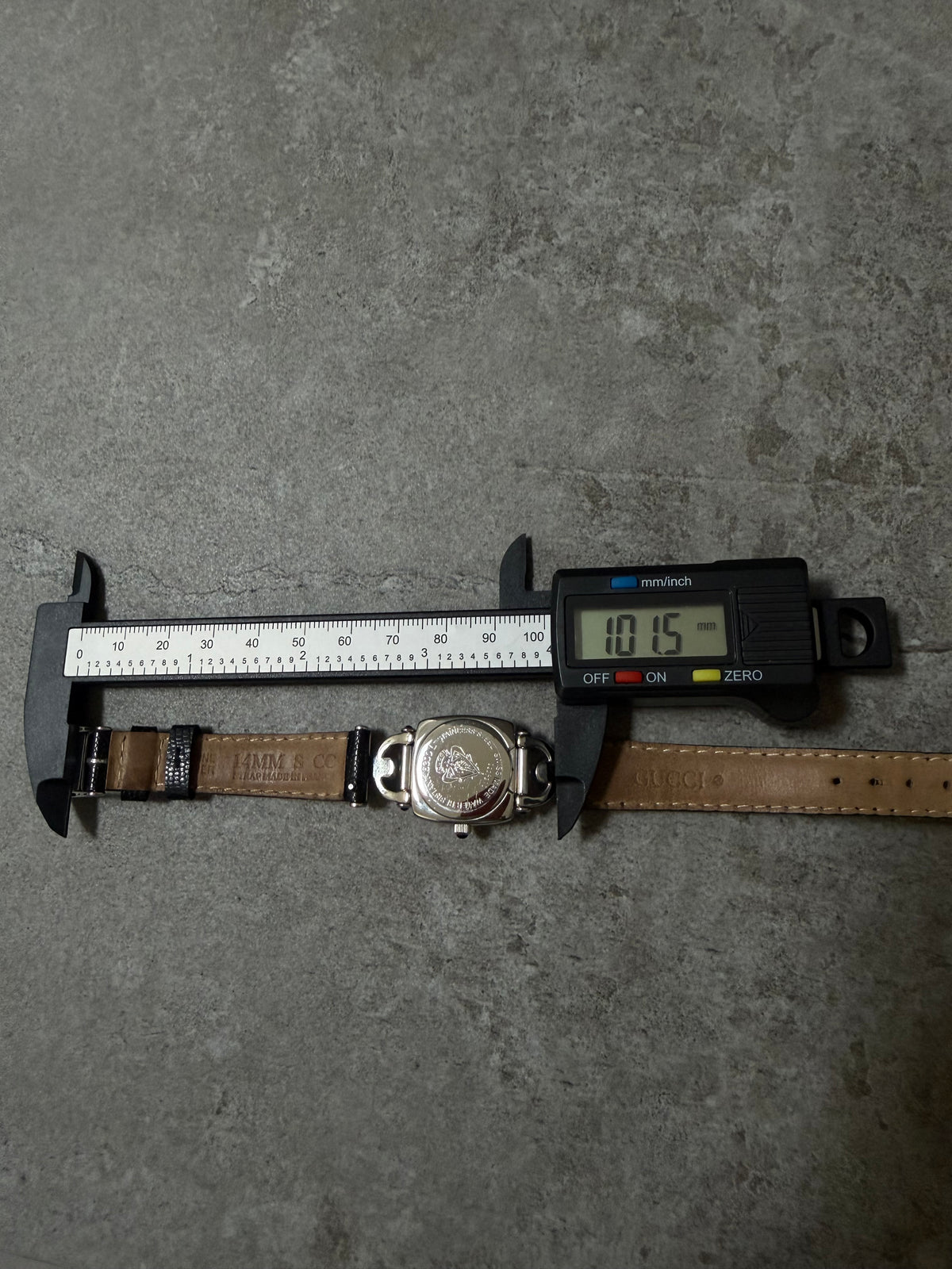 Gucci Vintage 6300L Horsebit Bezel Ladies Watch