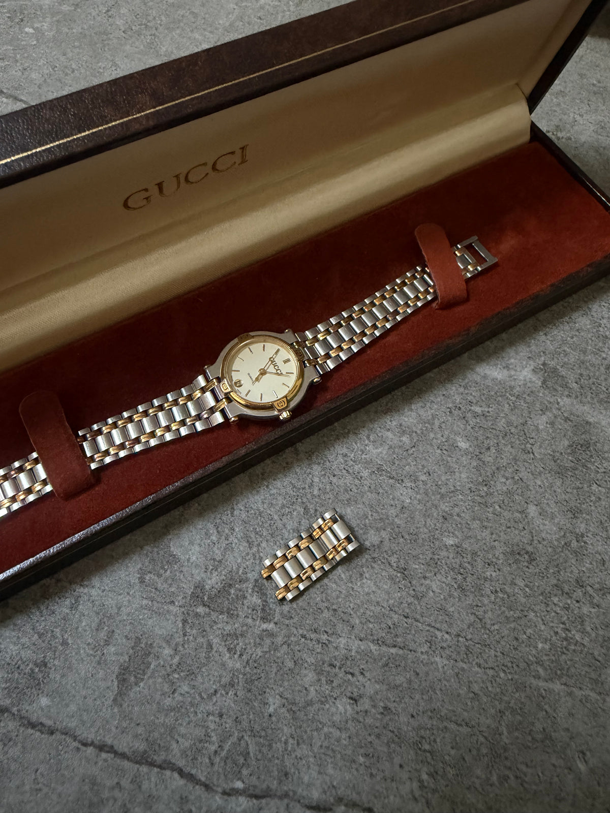 Gucci Vintage 9000L Two-Tone Ladies Watch Set