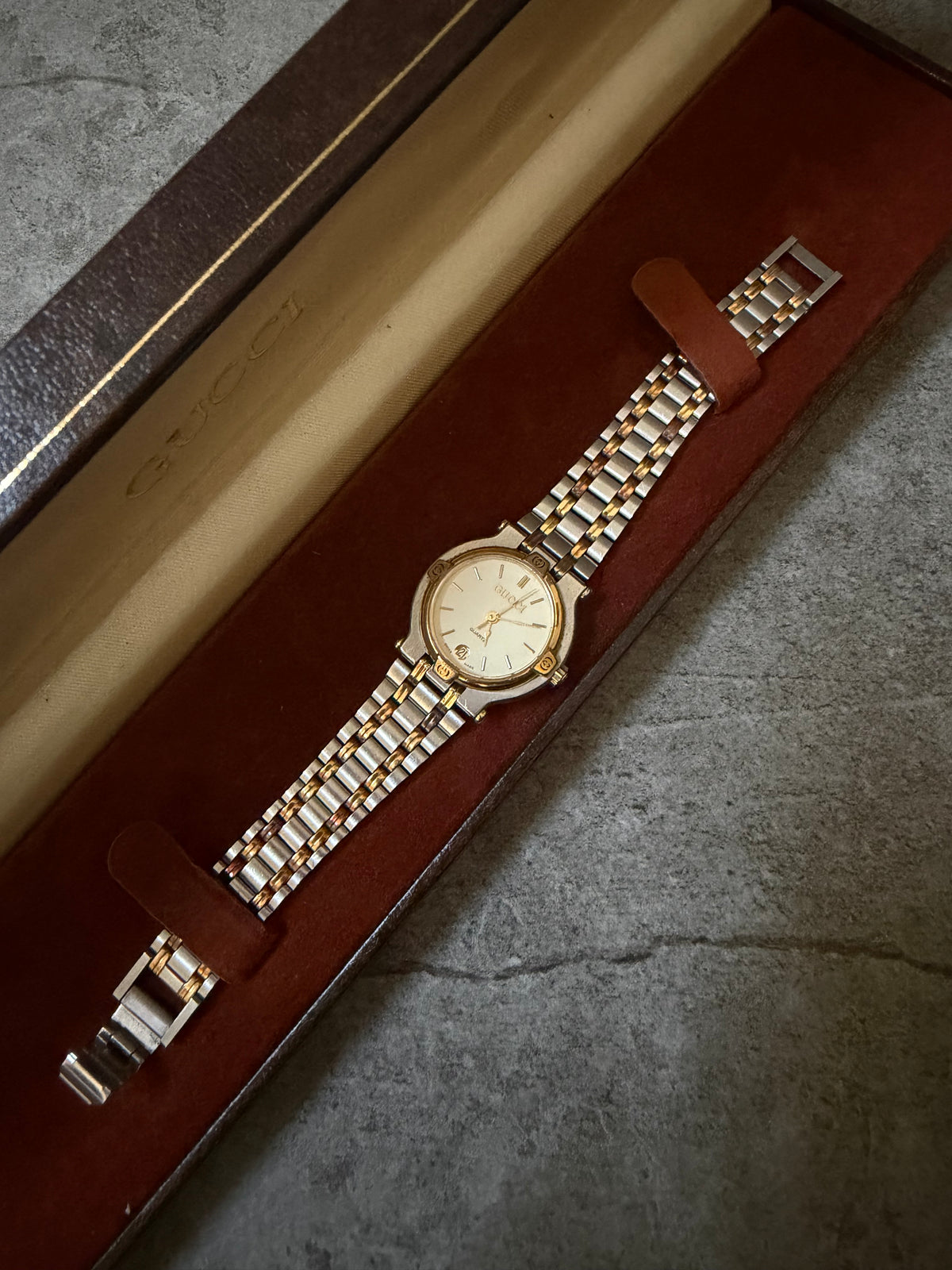 Gucci Vintage 9000L Two-Tone Ladies Watch Set