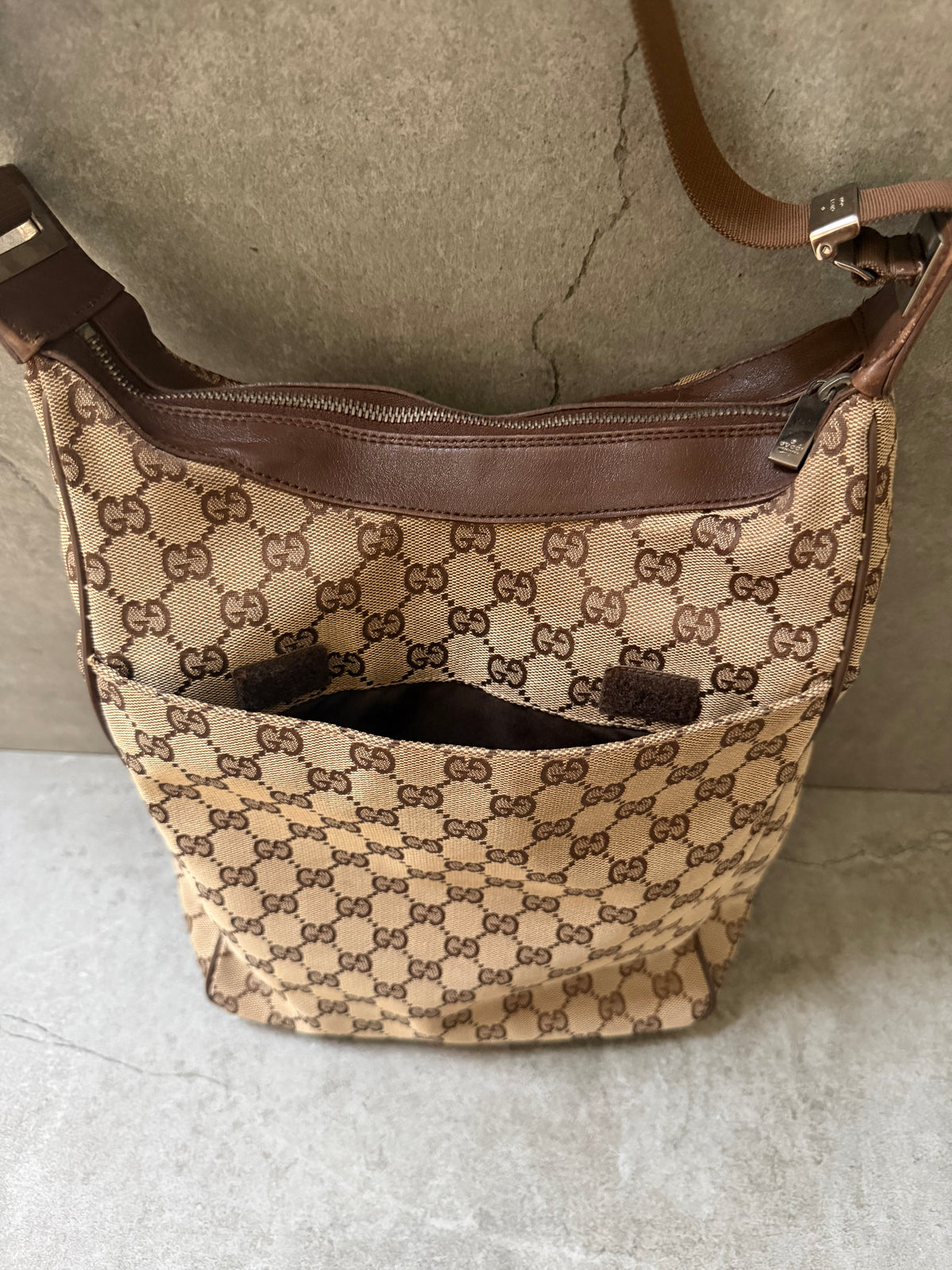 Gucci GG Monogram 1999 Canvas Leather Pocket Shoulder Bag