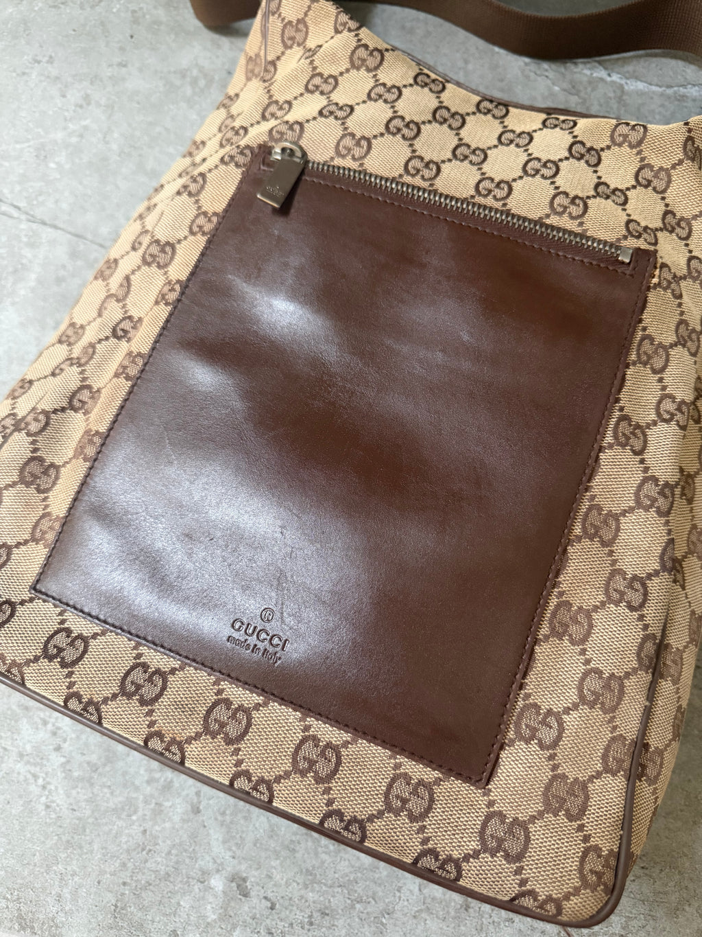 Gucci GG Monogram 1999 Canvas Leather Pocket Shoulder Bag