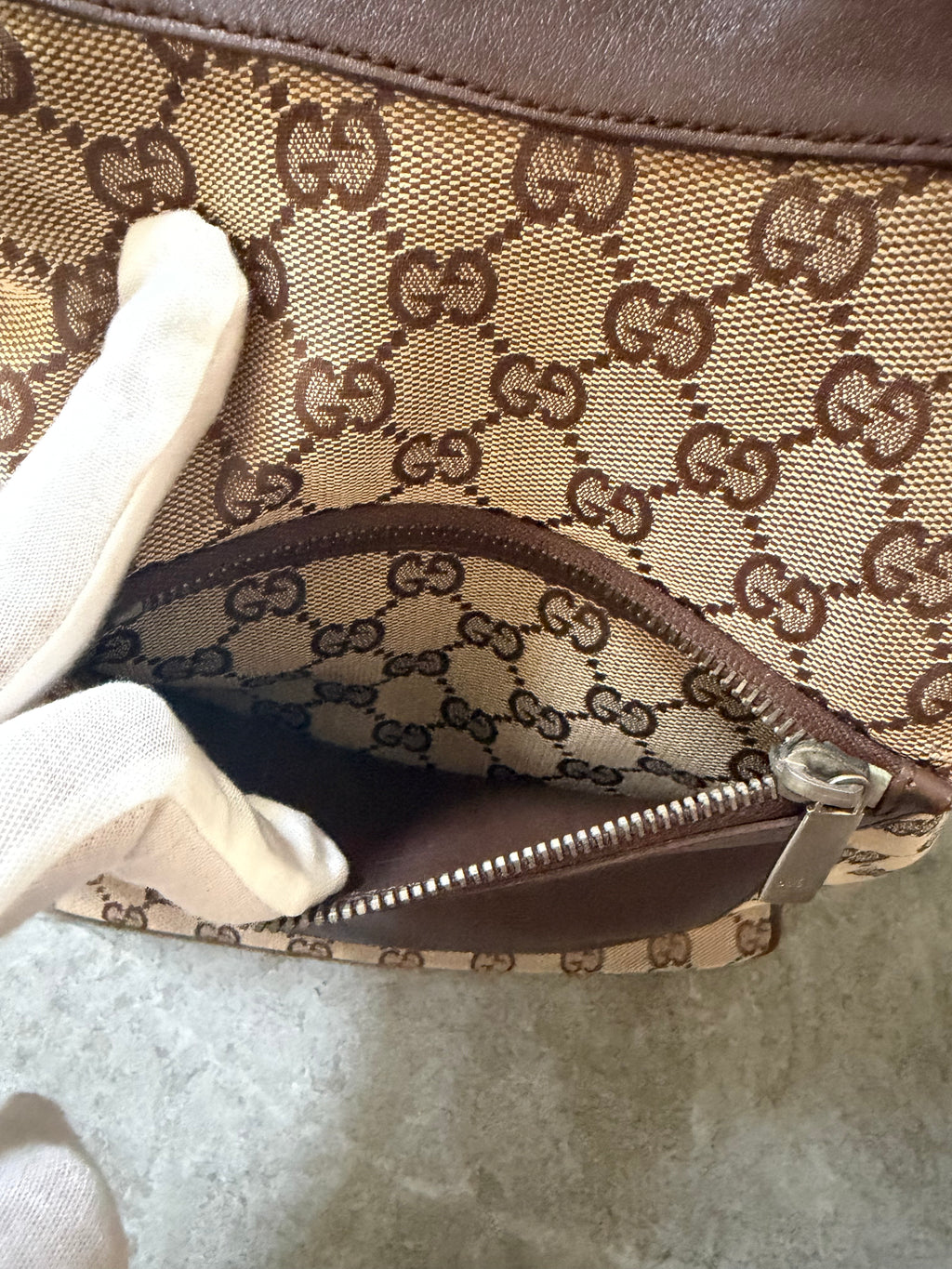 Gucci GG Monogram 1999 Canvas Leather Pocket Shoulder Bag