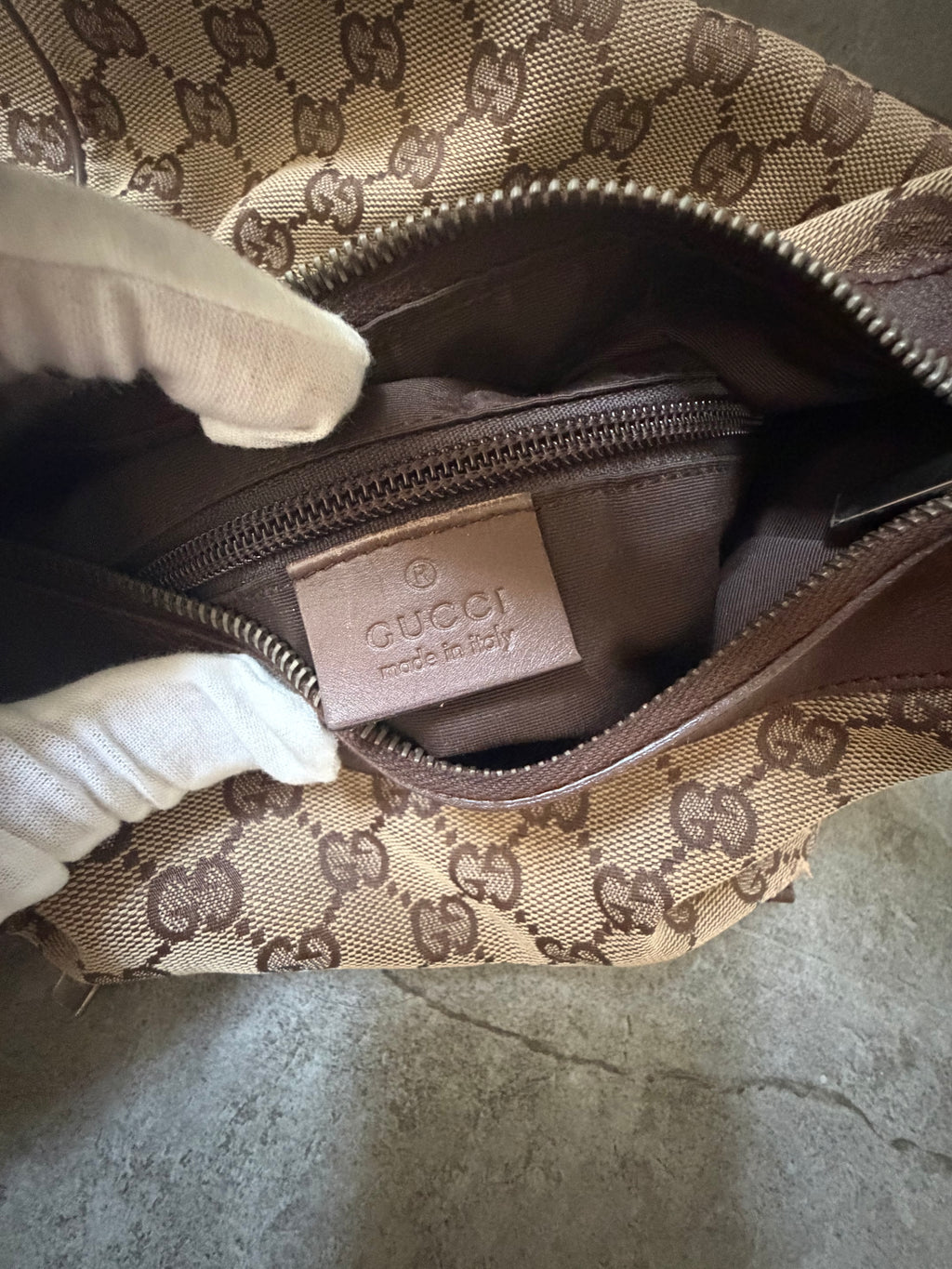 Gucci GG Monogram 1999 Canvas Leather Pocket Shoulder Bag