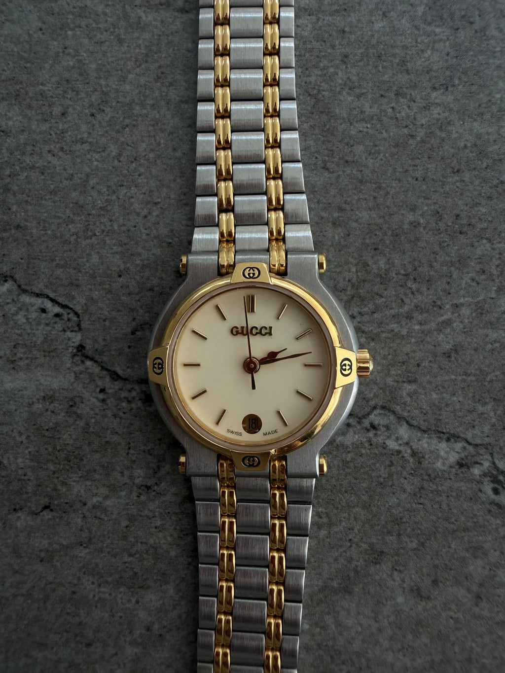 Gucci Vintage 1991 9000L Two-Tone Ladies Watch Set