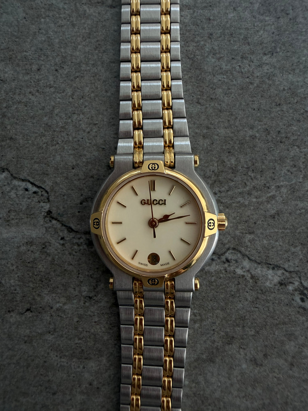 Gucci Vintage 1991 9000L Two-Tone Ladies Watch Set