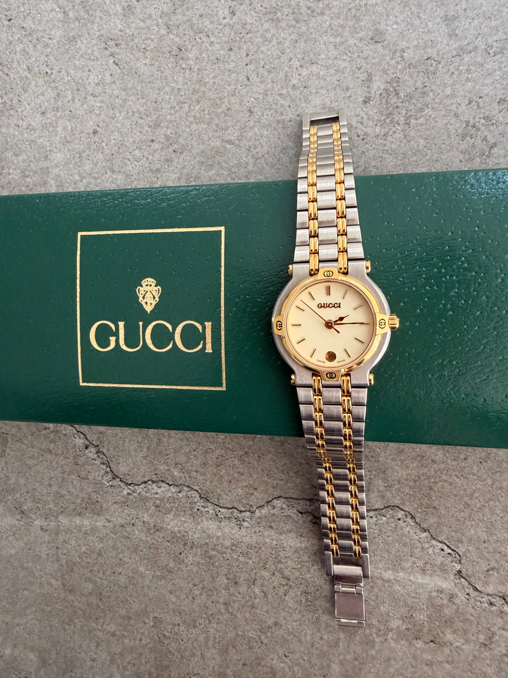 Gucci Vintage 1991 9000L Two-Tone Ladies Watch Set