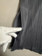 Issey Miyake Pleats Please AW10 Charcoal Grey Crossover Wrap Cardigan Jacket with Pockets - M/L (4)