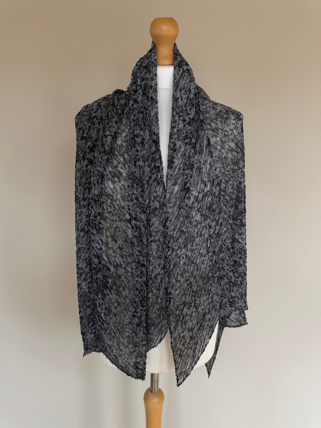 Issey Miyake Pleats Please 2007 Speckled Marble Scarf Wrap Pleated Shawl - OS