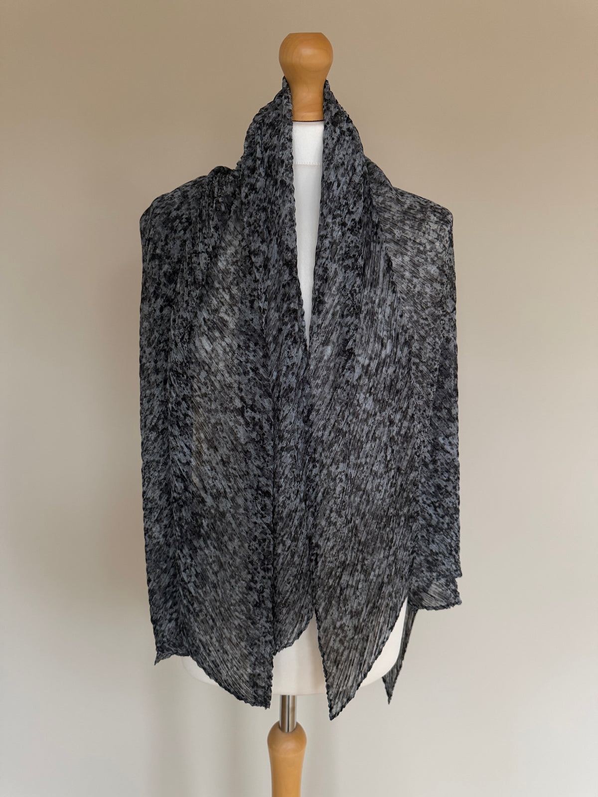 Issey Miyake Pleats Please 2007 Speckled Marble Scarf Wrap Pleated Shawl - OS