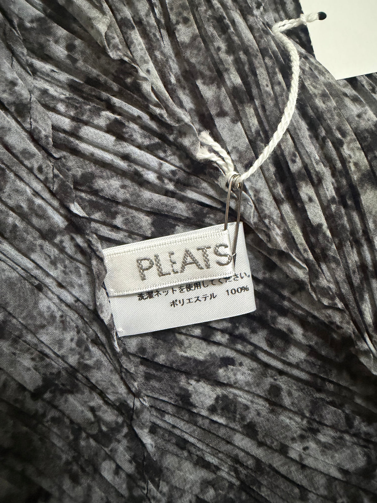 Issey Miyake Pleats Please 2007 Speckled Marble Scarf Wrap Pleated Shawl - OS