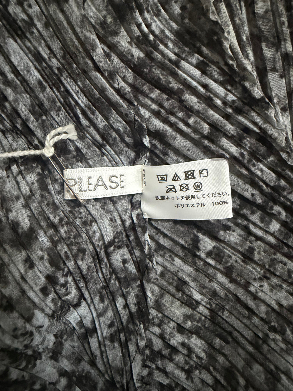 Issey Miyake Pleats Please 2007 Speckled Marble Scarf Wrap Pleated Shawl - OS