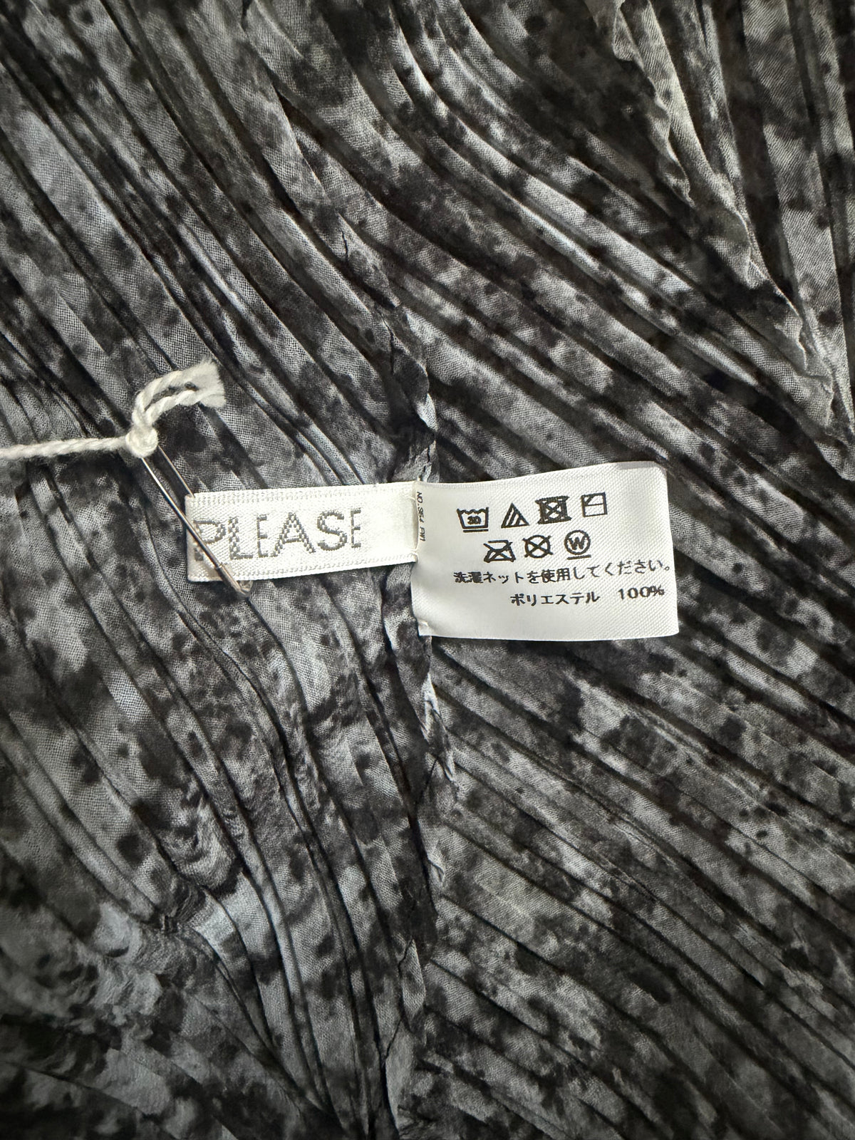 Issey Miyake Pleats Please 2007 Speckled Marble Scarf Wrap Pleated Shawl - OS