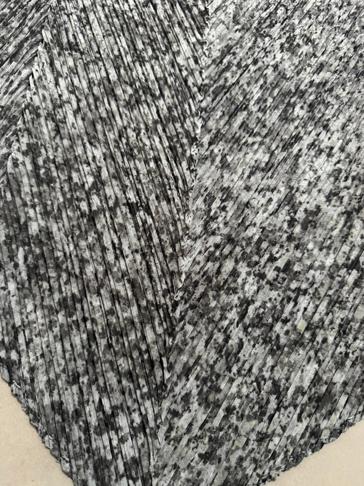 Issey Miyake Pleats Please 2007 Speckled Marble Scarf Wrap Pleated Shawl - OS