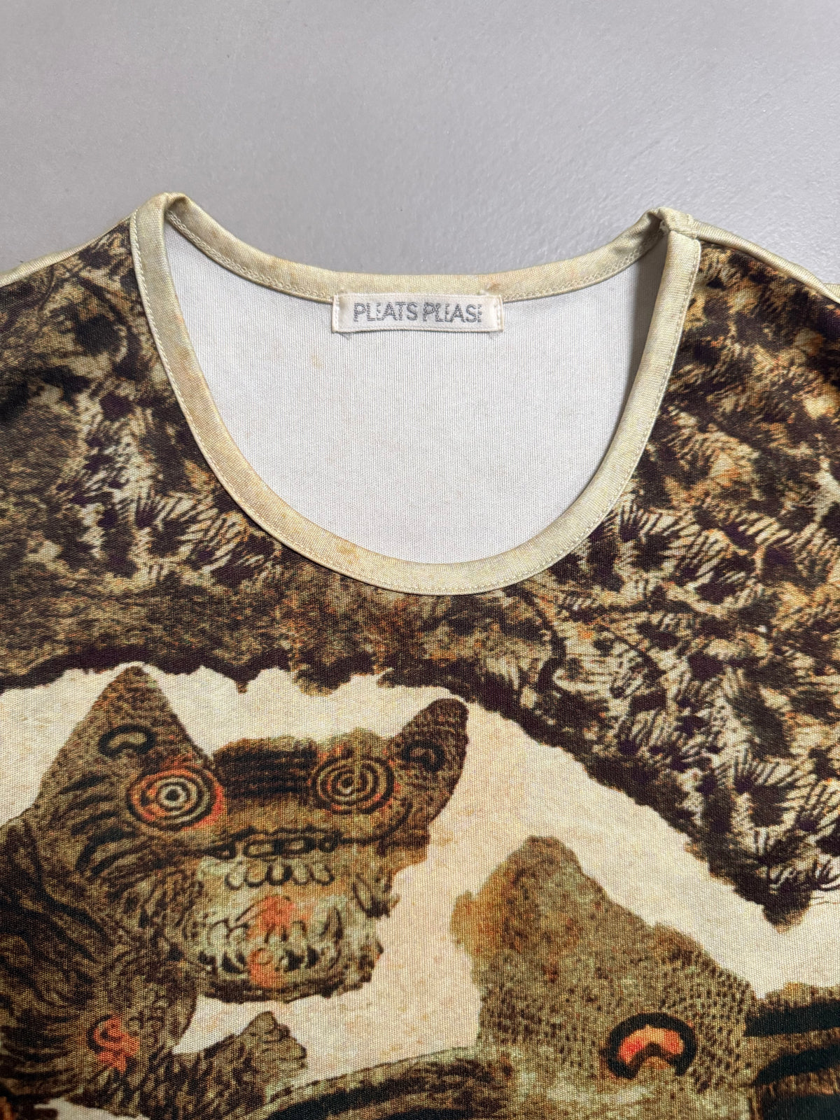 Issey Miyake Pleats Please AW98 Folk Art Tiger Short Sleeve T-Shirt - M (3)