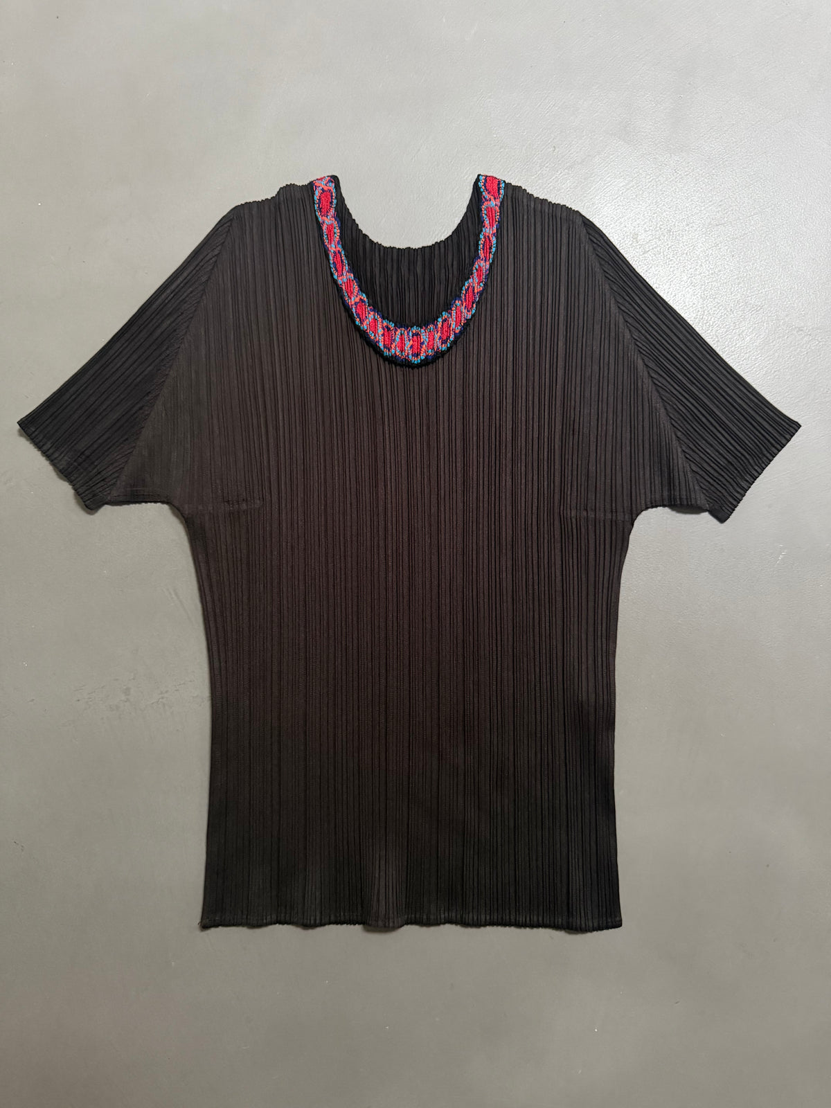 Issey Miyake Pleats Please AW97 Short Sleeve Top with Embroidered Collar - L (4)