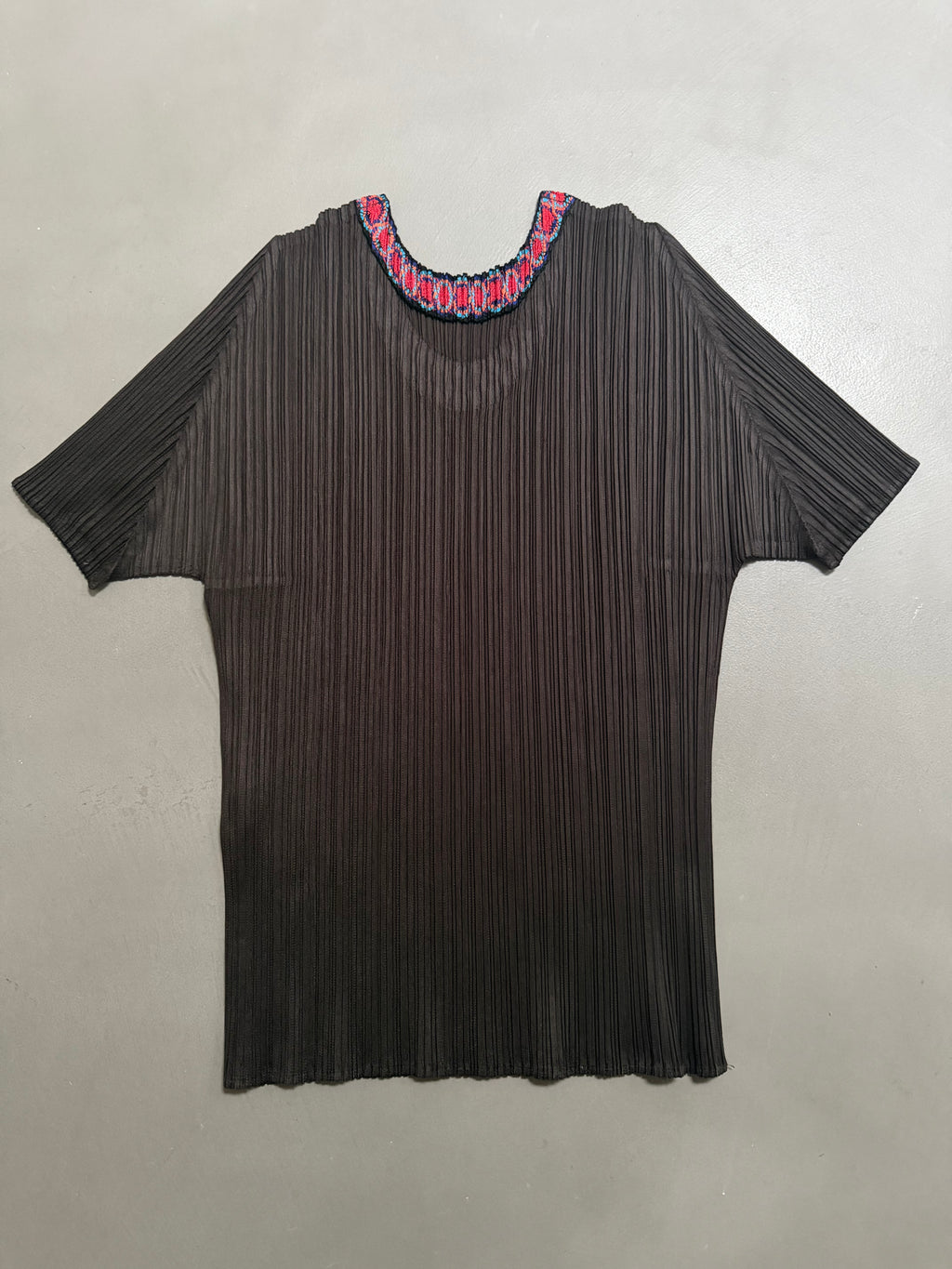 Issey Miyake Pleats Please AW97 Short Sleeve Top with Embroidered Collar - L (4)
