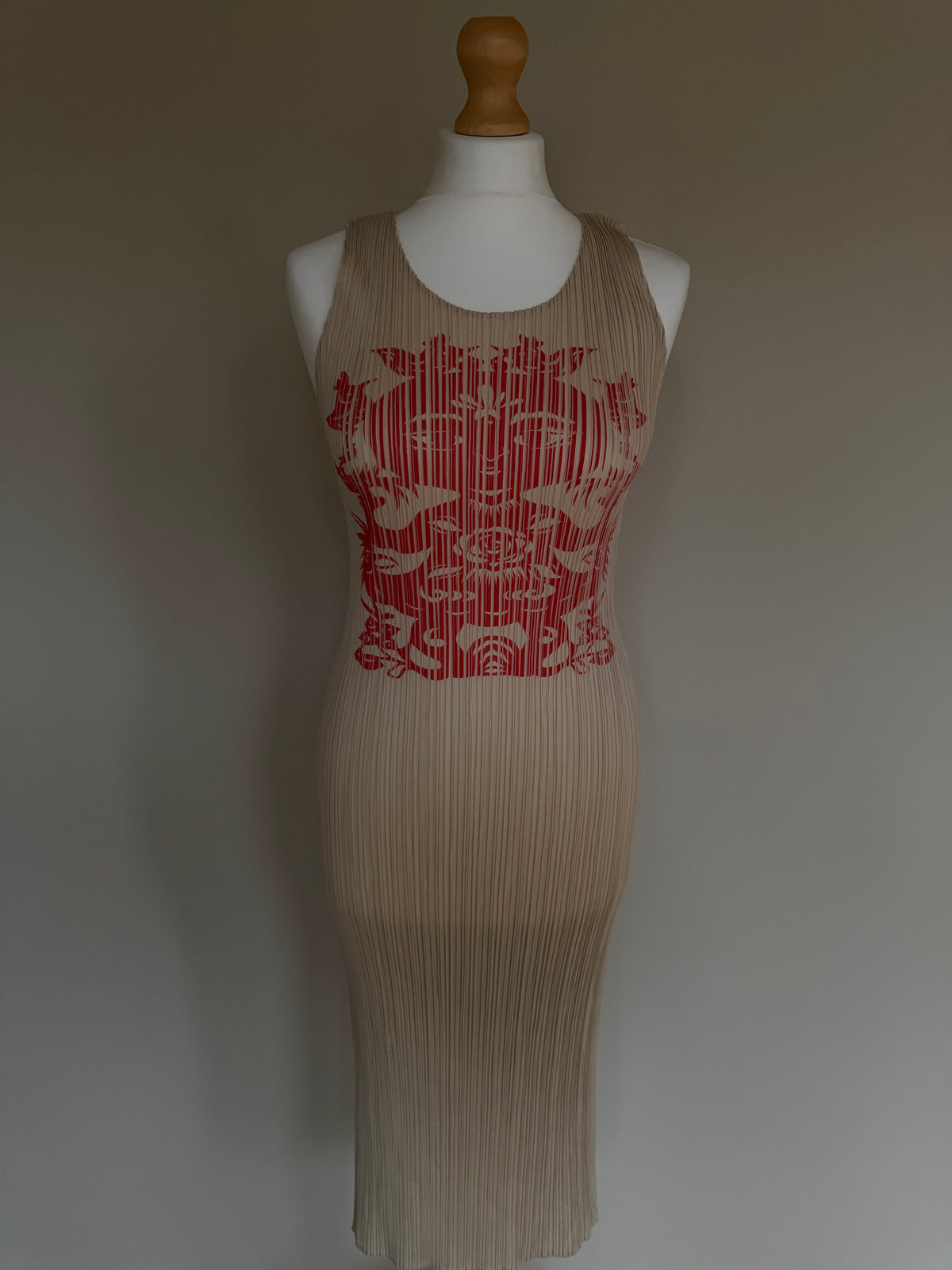 Issey Miyake Pleats Please AW98 Sleeveless Tank Dress with Asian Folk Art Graphic - M (3)