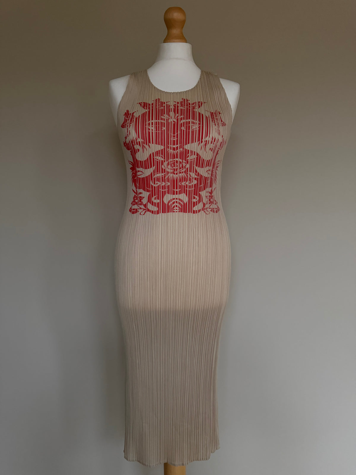 Issey Miyake Pleats Please AW98 Sleeveless Tank Dress with Asian Folk Art Graphic - M (3)